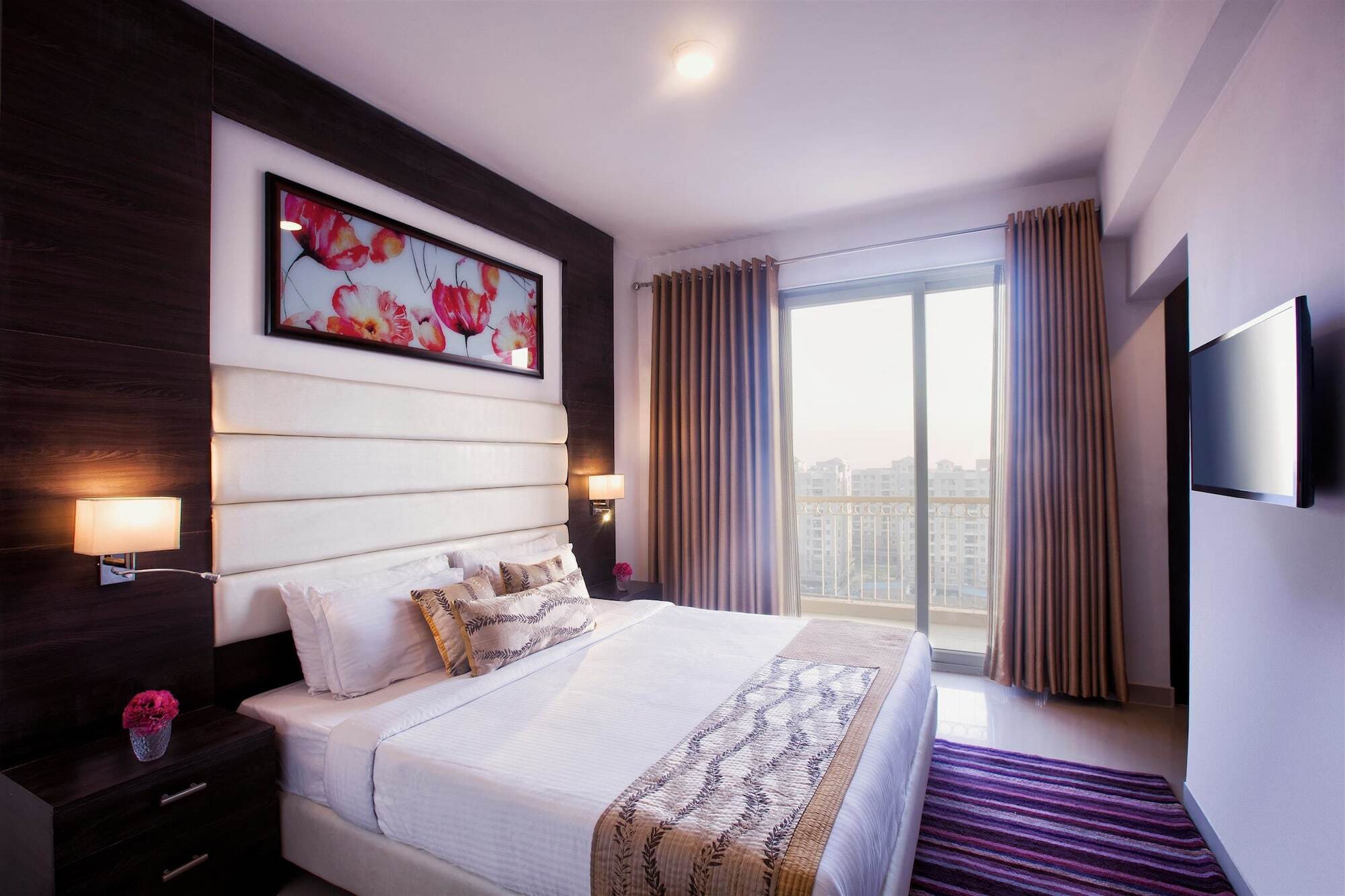 Golden Tulip Bhiwadi Hotel Bagian luar foto